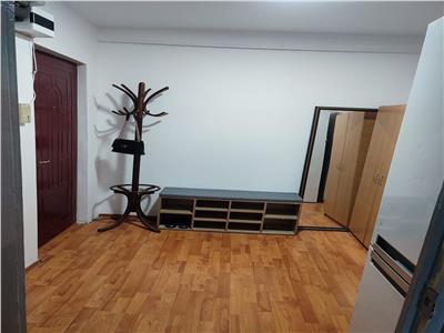 Apartament cu 2 camere decomandate de vânzare, Manastur